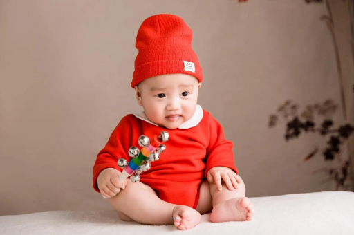 巴彦淖尔市宝宝几个月戴银手镯好 巴彦淖尔市宝宝几个月戴银手镯好